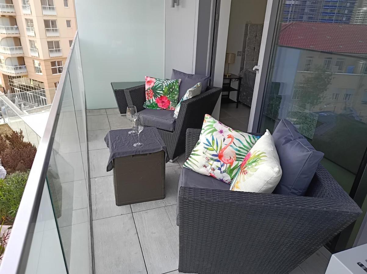 Brand New - Studio Apartments In Eurocity - Large Pool - Rock View - Balcony - Free Parking - Holiday And Short Let Apartments In Gibraltar Exterior foto